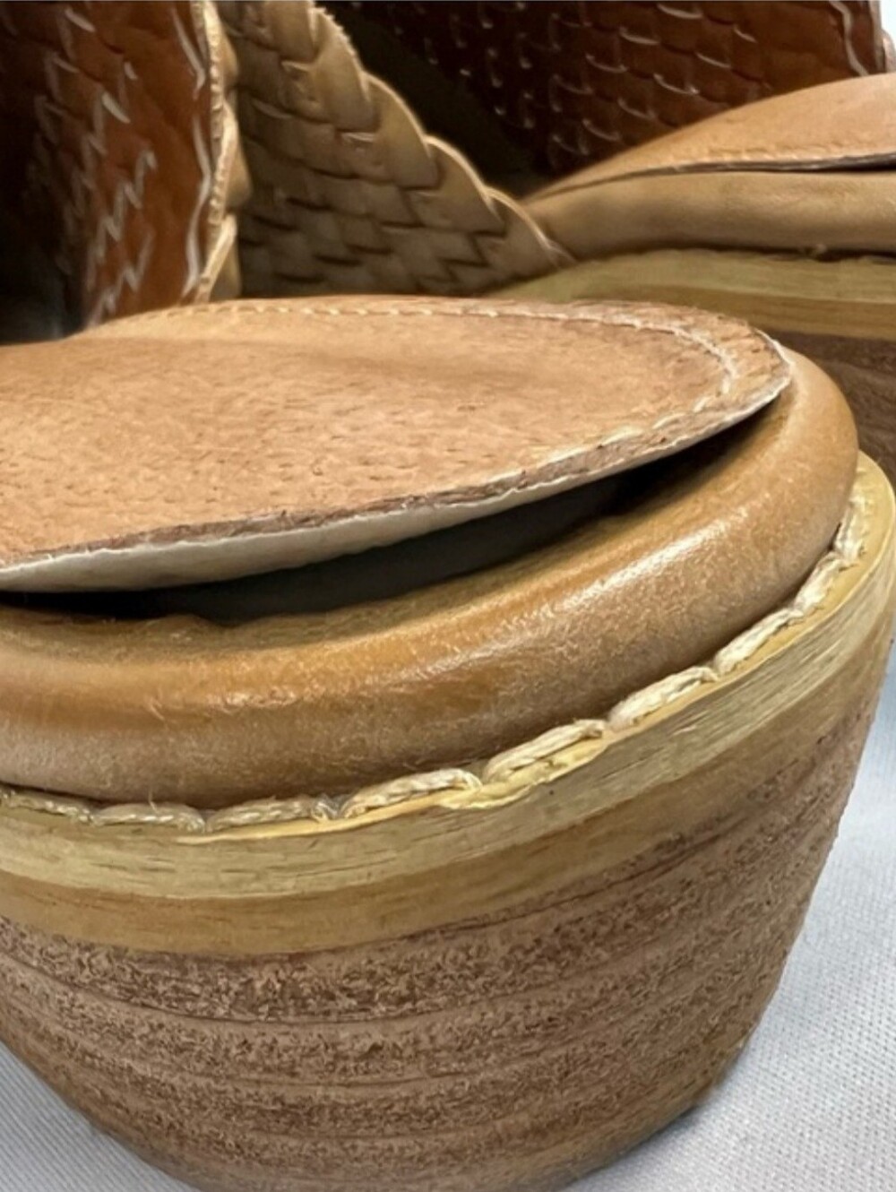 Mi.iM Woven Mule Pointed Toe Slip On Tan Low Block Heel 7.5 - Picture 5 of 7